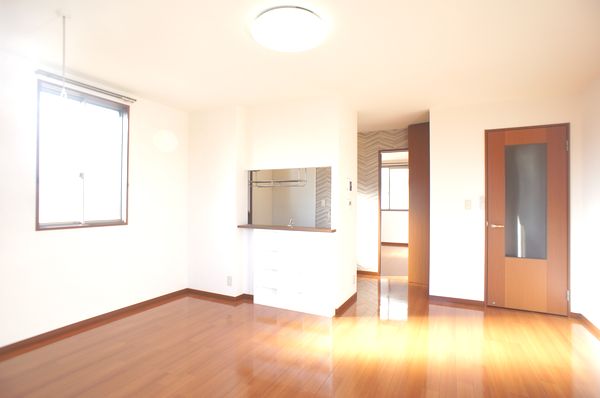 サン・テラス大木 102号-3