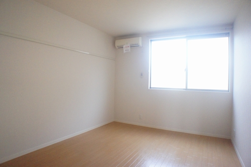 メゾン・アンダルシアＢ 105号-5