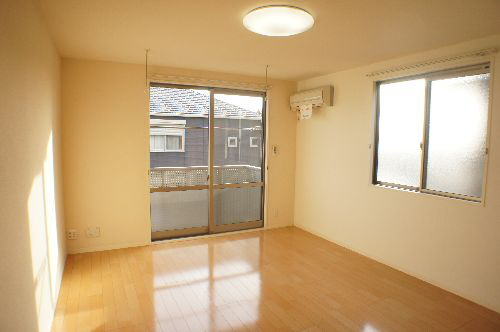 メゾン　ド　ボヌールⅢ 102号-4