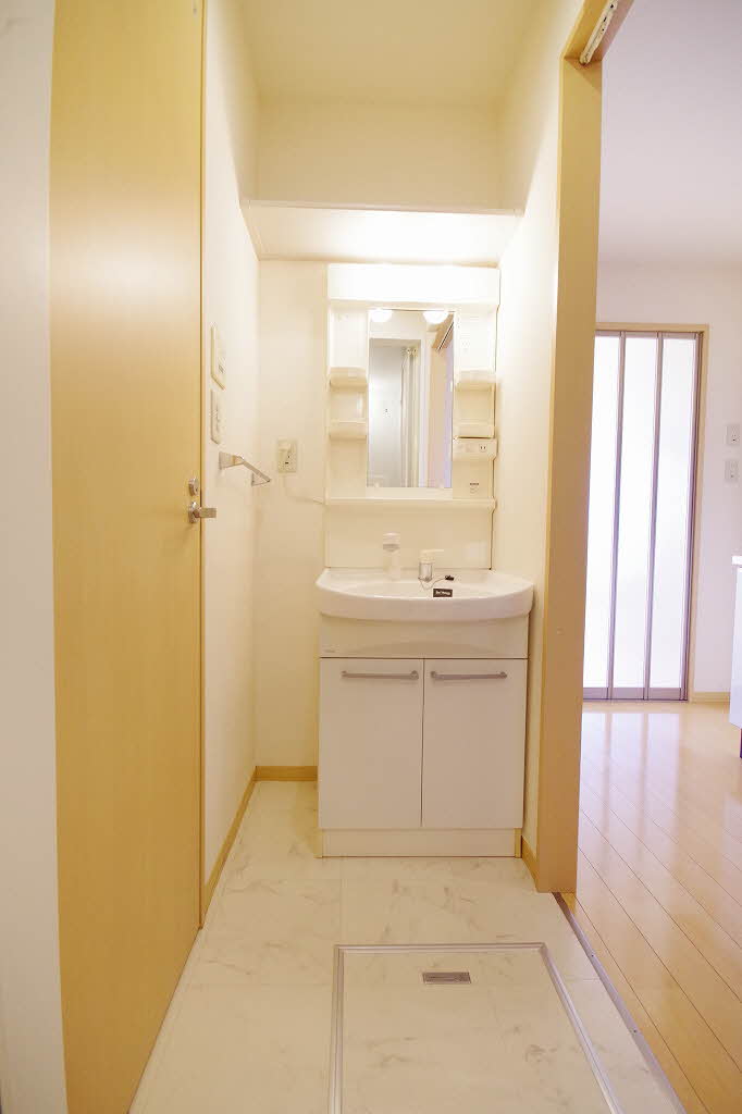 アーバン・コートＣ 105号-7