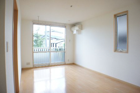 ラ・グランシューズＡ 102号-4