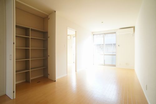 ブライトン８ 103号-3