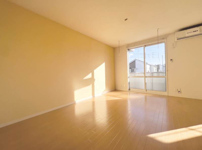 ファミールコートⅢ 203号-2