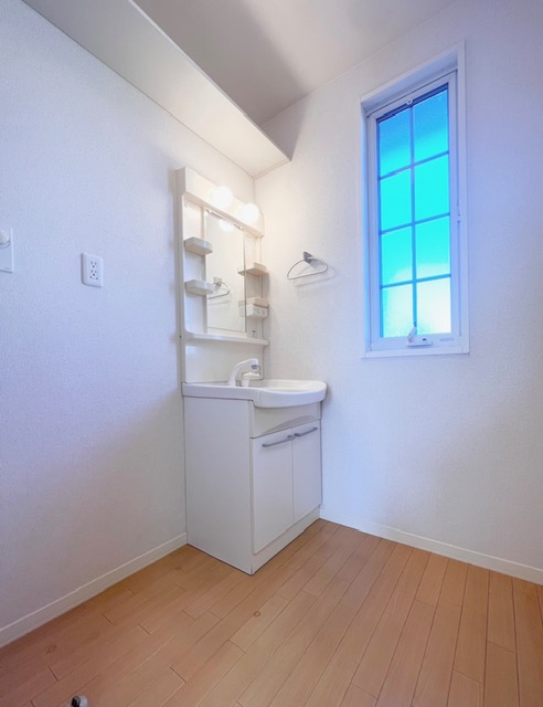 ファミールコートⅢ 203号-6