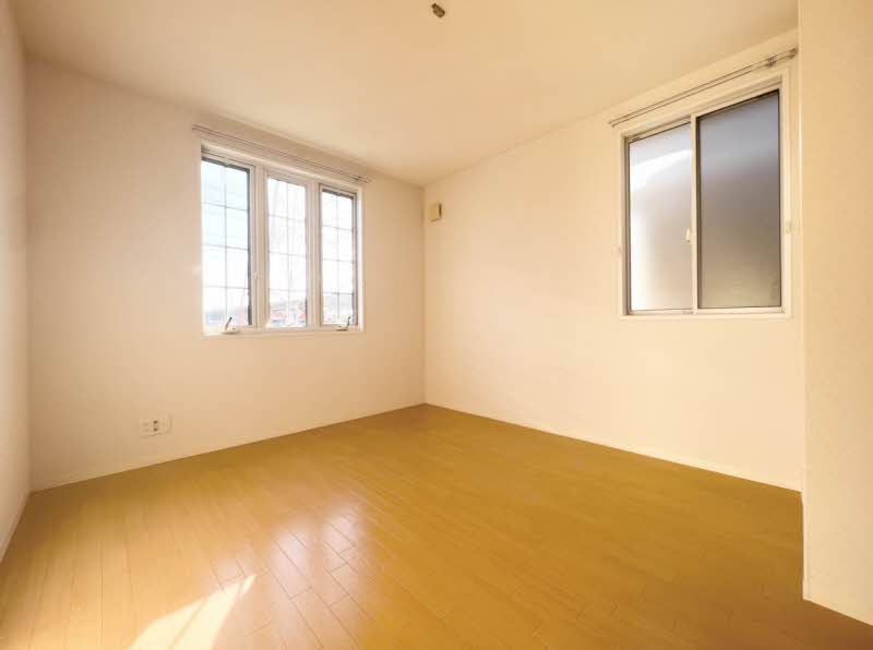 ファミールコートⅢ 203号-9