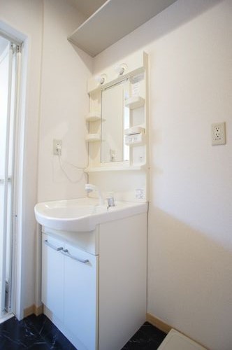 ディアス・ノイエ 102号-8