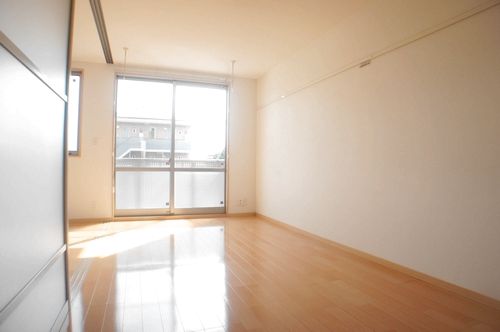 グレースⅢ番館 202号-5