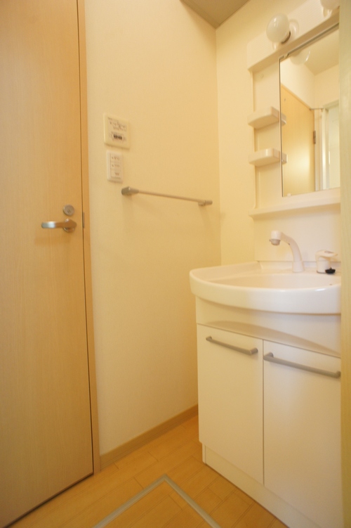 サンモールＢ 101号-6