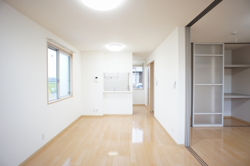 ニューウイングＡ 102号-3