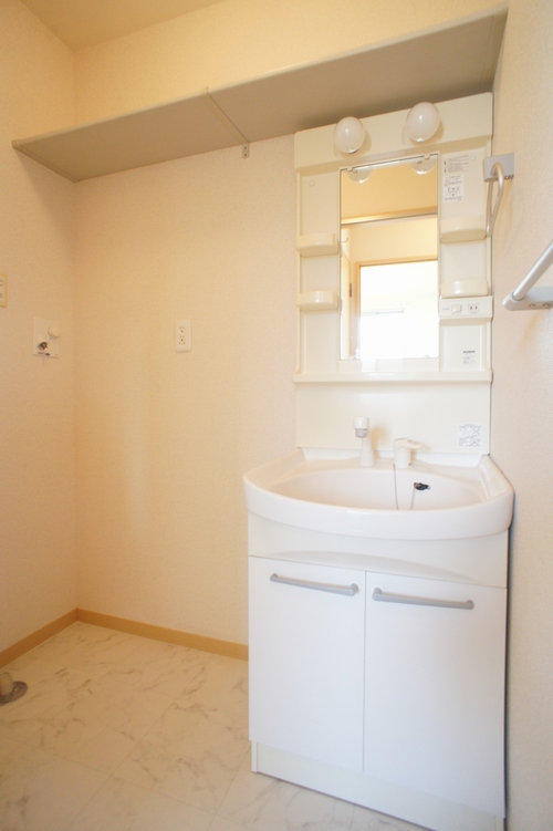 ディアコート結城Ａ 203号-9