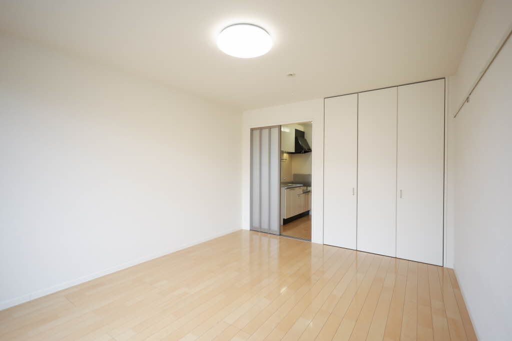 シーズンコートD 202号-4