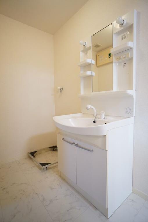 シス・シャンブル 102号-7