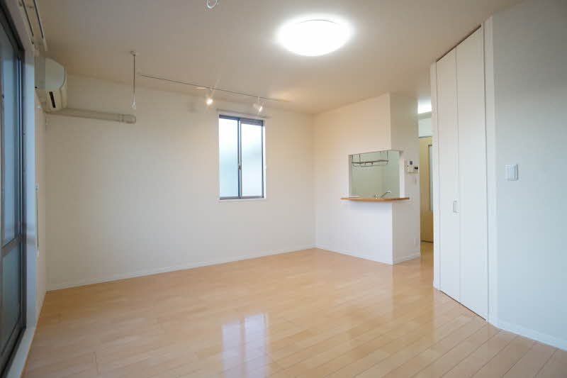 ヴィラ・コンフォート 202号-3