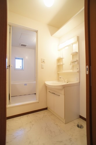 メビュースタウンⅢ J 202号-6