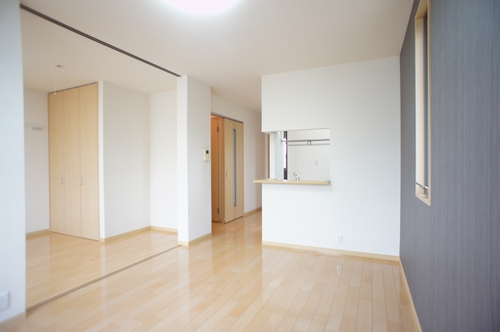 ブレストン・ステージ 201号-6