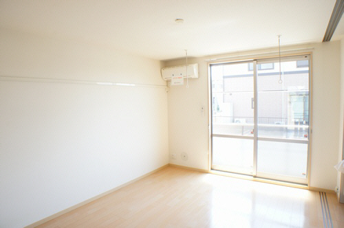 メゾン・くおりす 102号-2