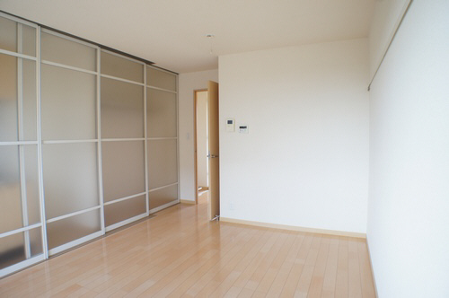 メゾン・くおりす 103号-3