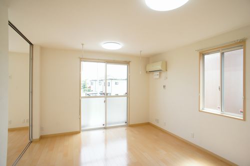 サンイーストクレセオ　Ａ 202号-3