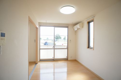 メゾン　ジュネス 103号-2