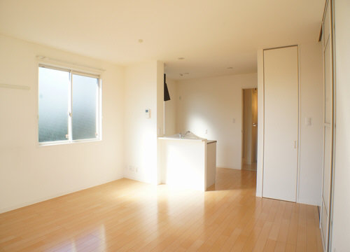 メゾン・ラルジュF 202号-11