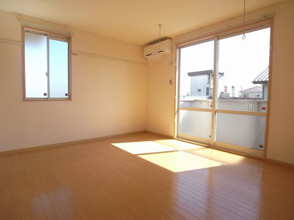 エミネンスＡ 201号-3