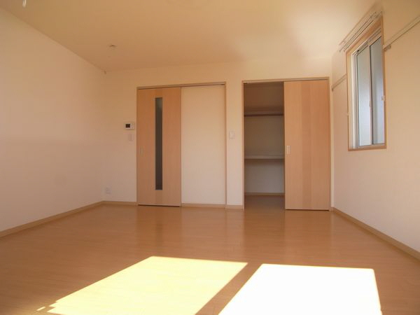 エミネンスＡ 201号-4