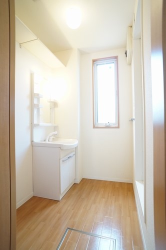 サニー・コートＡ 102号-8