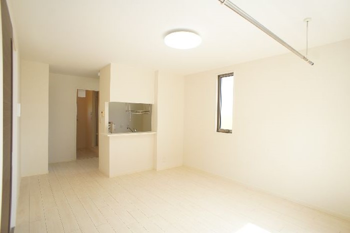 クレセントＢ 101号-3