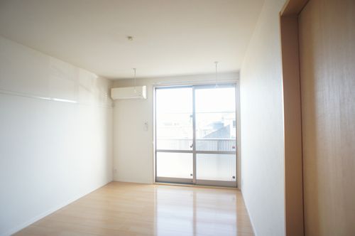 グラン・フォンテーヌＡ 201号-2