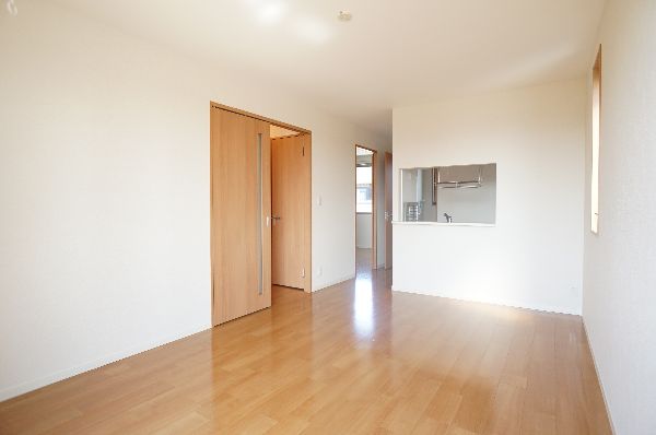 リバティー２番館 201号-3