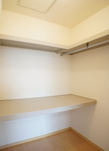 ウェルコートE 213号-4