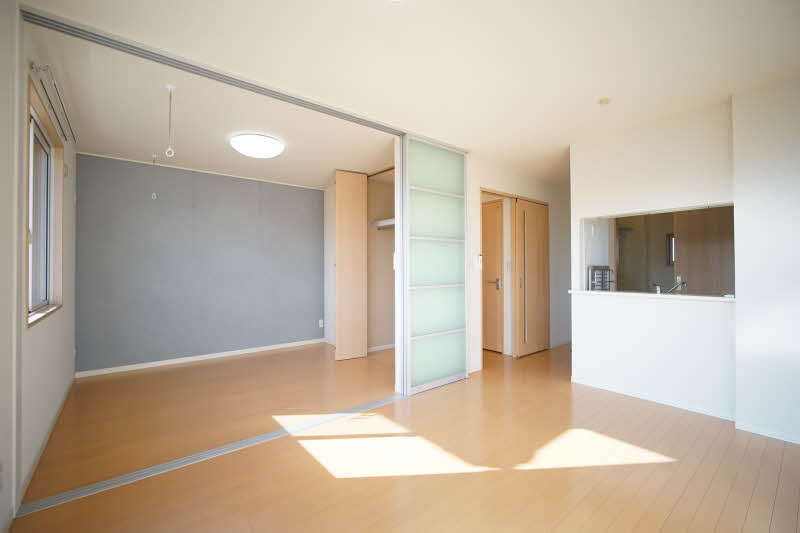 アムールＡ 201号-2