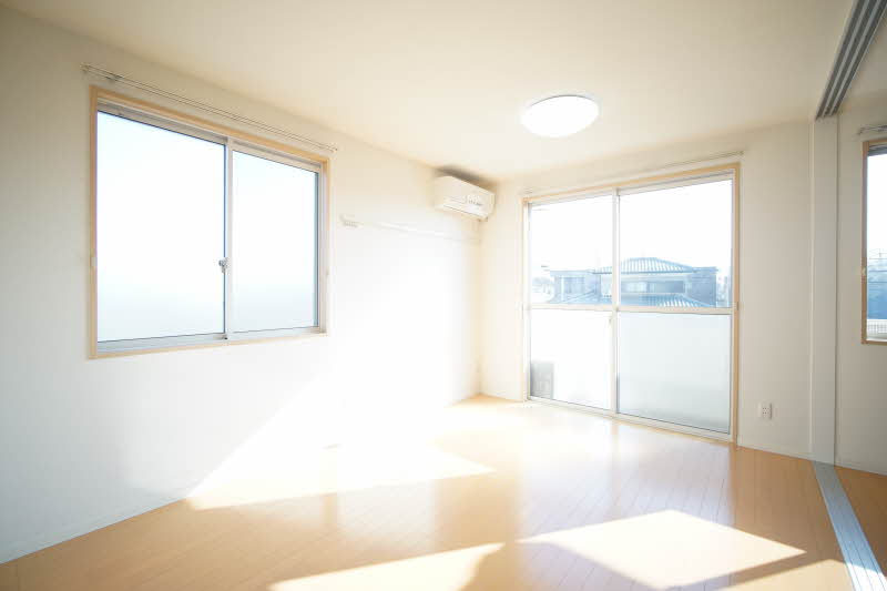 アムールＡ 201号-3