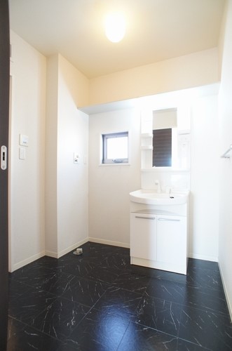 メビュースタウンⅤ　Ｃ 203号-6