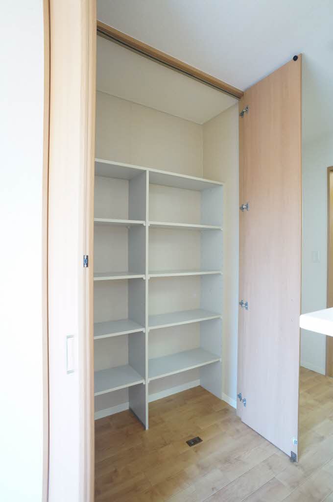プチブーケ八番館 101号-10