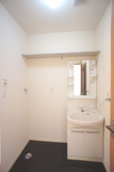 メゾン・ド・ソレイユＥ 203号-7