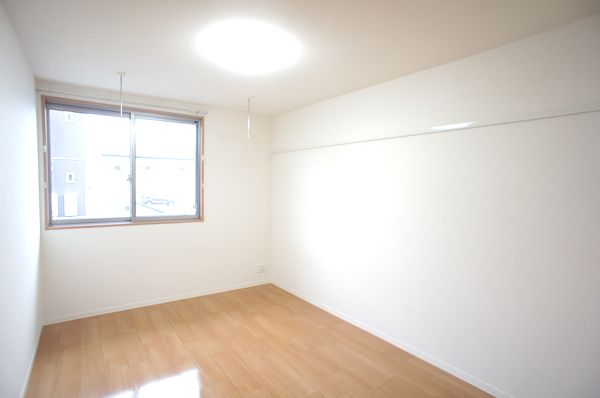 セピアコートＢ 103号-7