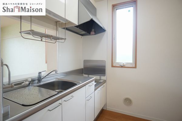 シャーメゾンやまと 102号-4