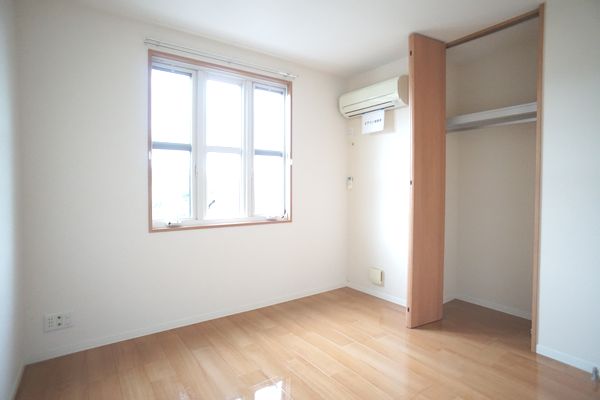 シャーメゾンやまと 201号-10