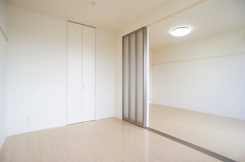 ロイヤルヴィレッジ　Ａ 203号-4