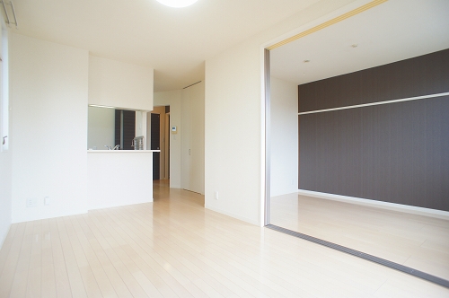 ロイヤルヴィレッジ　Ａ 205号-2