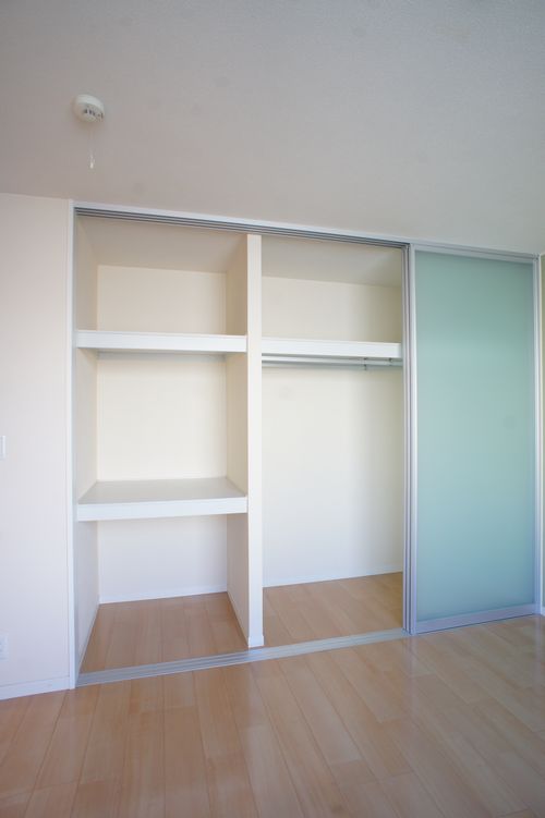 メゾン・クィーン B 101号-11