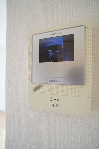 メゾン・クィーン　Ｂ 202号-3