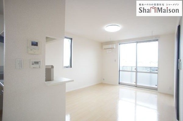 シャーメゾン・パレス 101号-5