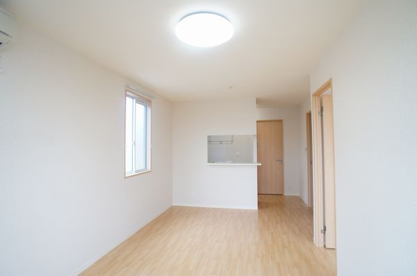 グランドソレーユ三番館 202号-3