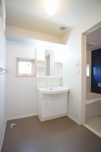 ヴィラ・グラシュー 102号-8