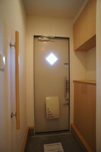 ヴィラ・グラシュー 102号-11