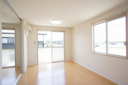 フォーシーズンⅠ 202号-3