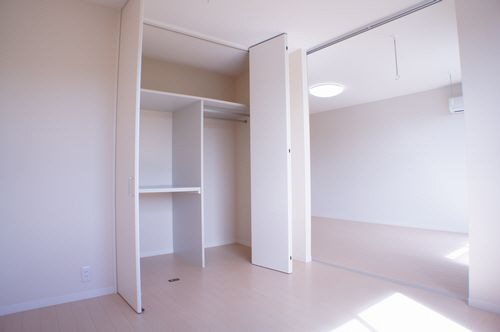 メゾン・ラカージュ Ⅴ 204号-7