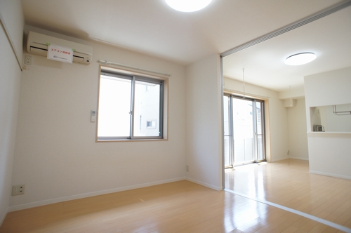 クローバーヒルズ 102号-9